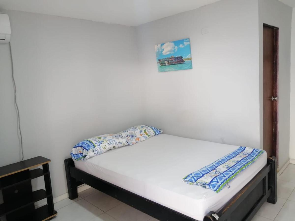 Islander Blue House San Andrés